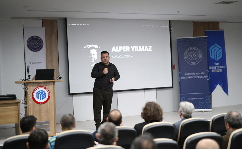 SBTÜ’de Yapay Zekâ Çağında Türkiye’nin ve Yeni Neslin Rolü Konferansı Gerçekleştirildi
