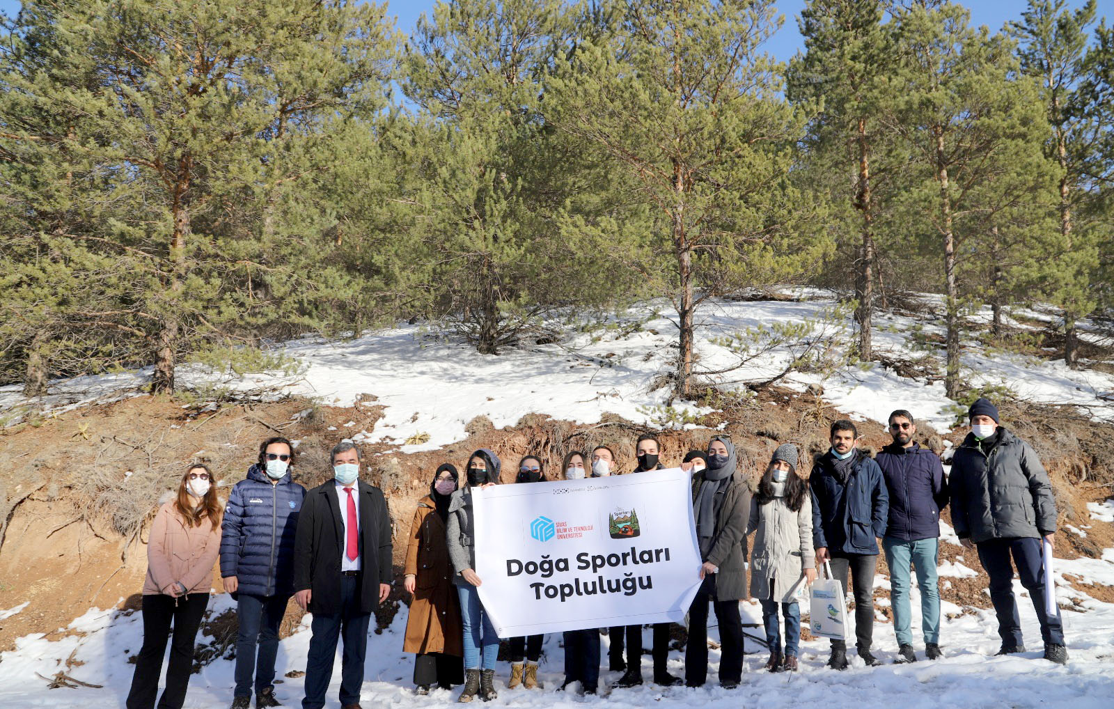 Yaban Hayvanları İçin Doğaya Yem Bırakıldı