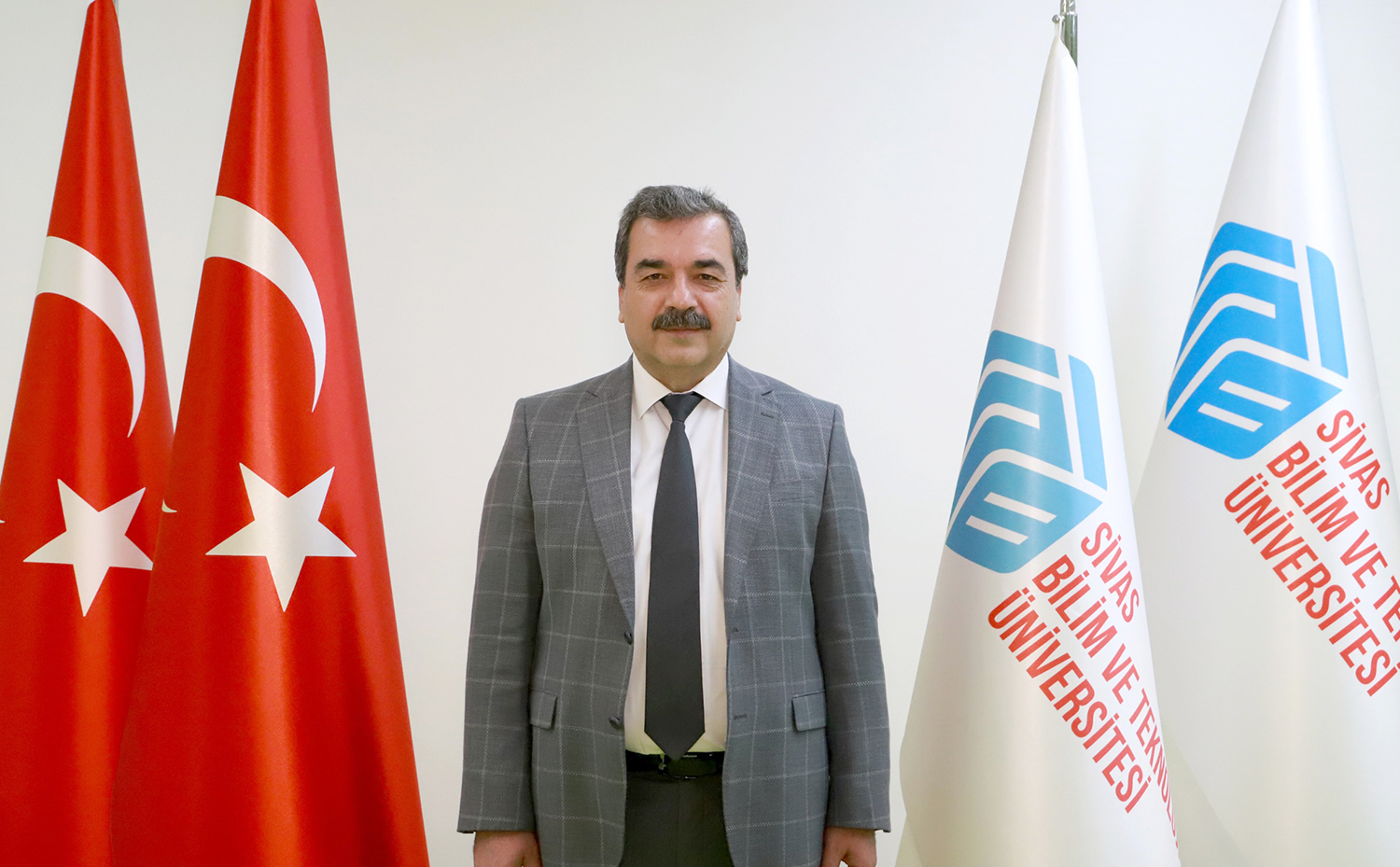 <b>SBTÜ Rektörü Prof. Dr. Mehmet Kul’un 24 Kasım Öğretmenler Günü Mesajı</b>