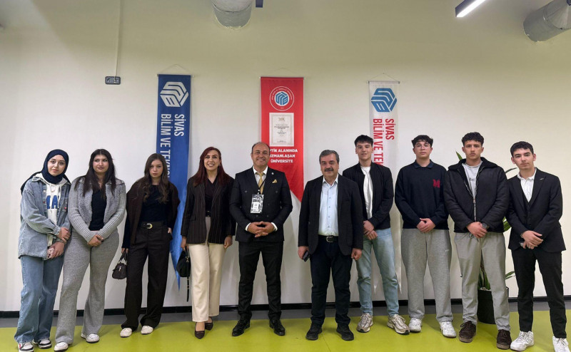 SBTÜ Bilimle Kanatlanan Gençler Projesine Ev Sahipliği Yaptı