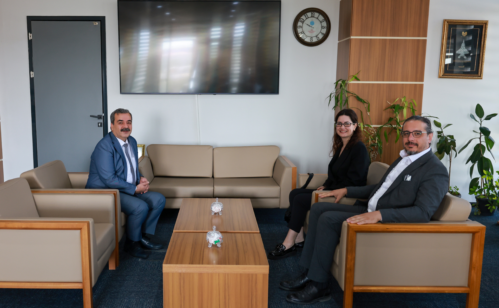 Sivas Devlet Tiyatrosu'ndan SBTÜ'ye Ziyaret