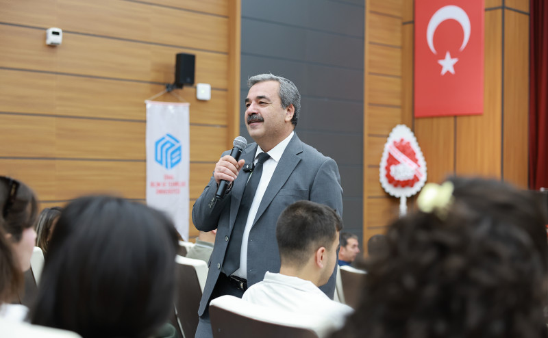 SBTÜ Oryantasyon Programının İkinci Gününde Öğrencilere Yönelik Farkındalık Eğitimleri Düzenlendi