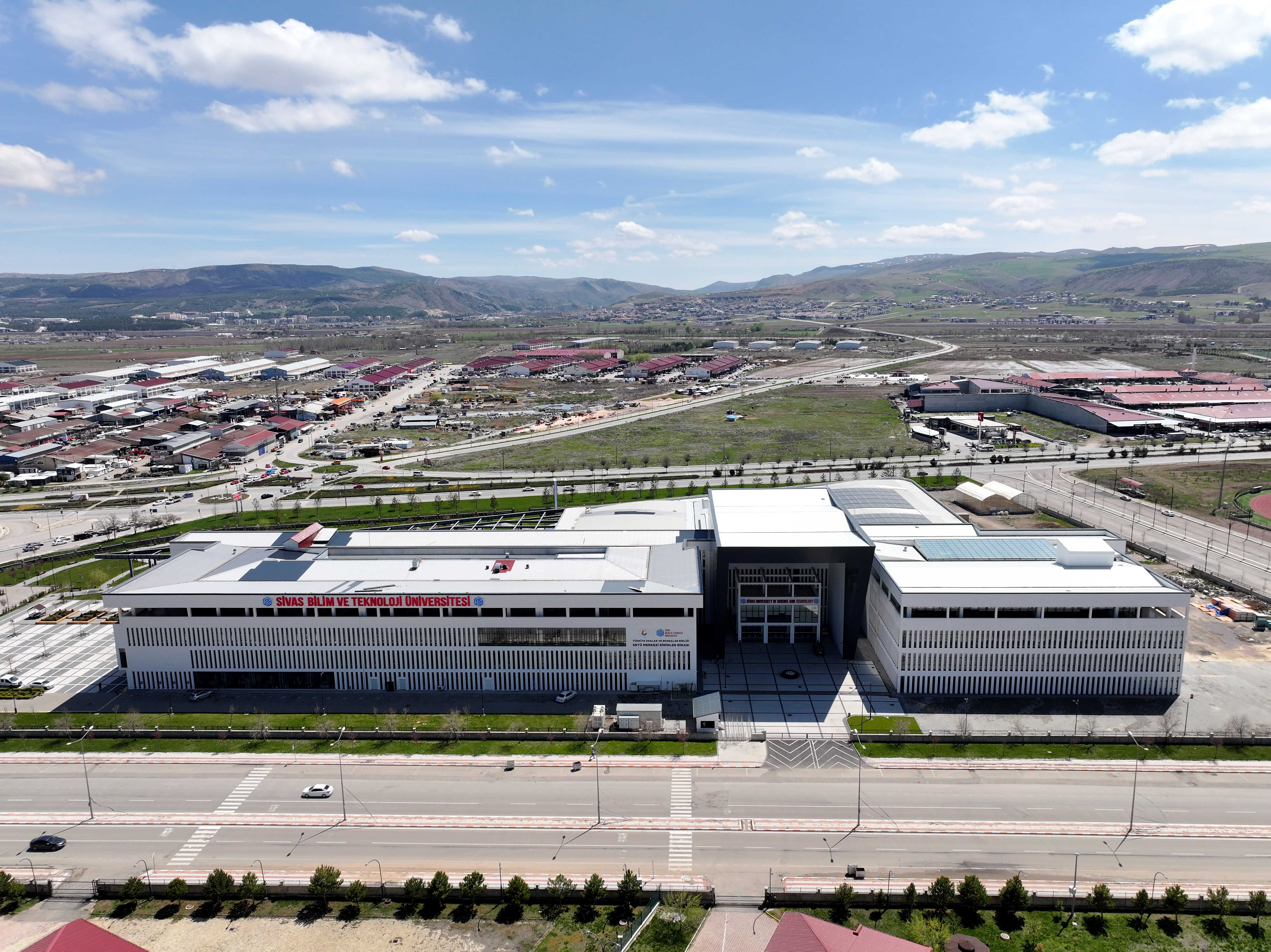 SBTÜ Hizmet Binası, Derslikleri ve Laboratuvarları Açılış Töreni 22 Mayıs’ta